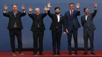 Orsi con Lula, Boric, Pedro Sánchez y Petro en Chile. Foto: Jonnathan Oyarzun/Aton Chile / FocoUy