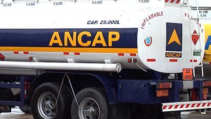 Trasladan seis tripulantes de un buque de Ancap por positivo de Covid-19