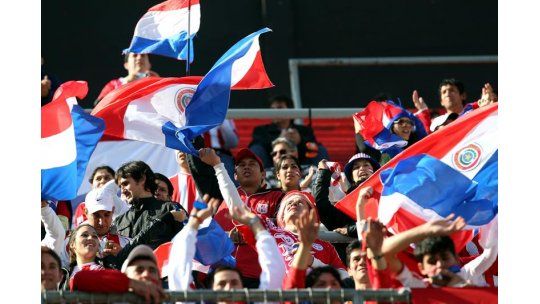 Más de 600 paraguayos vivieron la final en Uruguay