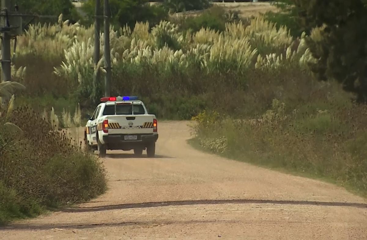 Copamiento en una casa cerca de Minas: cuatro encapuchados retuvieron a una familia durante dos horas
