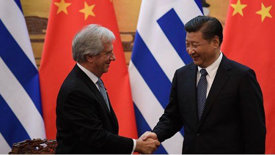 Tabaré Vázquez, Xi Jinping