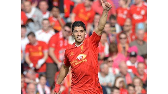 El Liverpool de Luis Suárez gana 3 a 2 ante el Manchester City