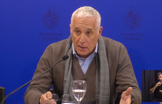 carlos-negro-en-conferencia-1