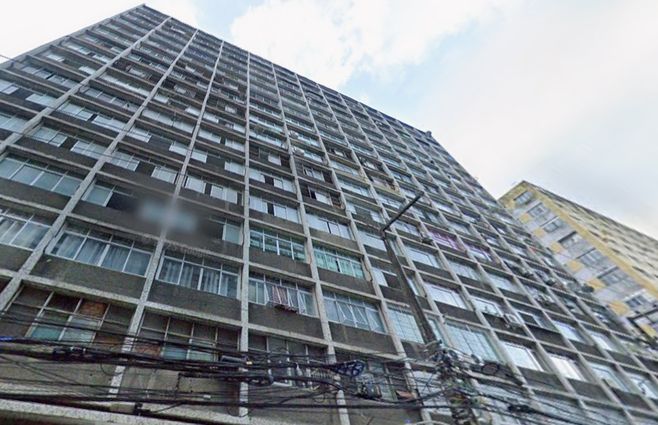 Imagen del edificio donde vivía la víctima. Foto: captura de Google- 