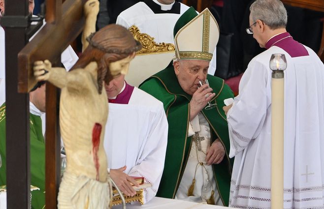papa-francisco-misa-archivo-afp.jpg