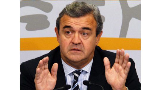 Larrañaga: el gobierno de Mujica recorre un camino culebrero