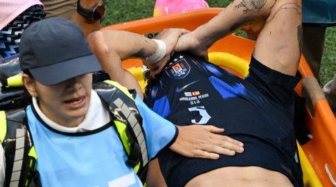 Foto: AFP. Manuel Ugarte sufre rotura de ligamentos cruzados el 26 de junio de 2026.
