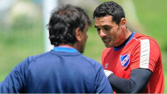 Futbolistas analizan “cortar el diálogo con Tenfield”, anunció Conde