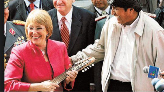 Michelle Bachelet, Evo Morales
