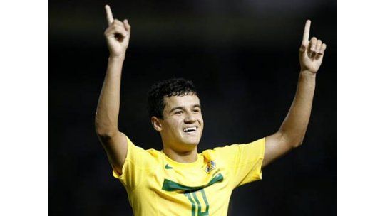 Brasil goleó y clasificó primero en su grupo