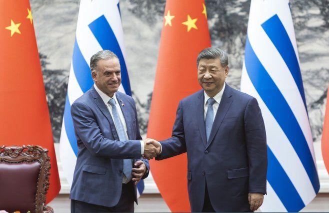 Orsi-con-Xi-Jinping-foto-Presidencia