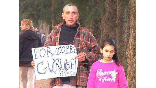 Familiares, amigos y seguidores despidieron a Marcel Curuchet