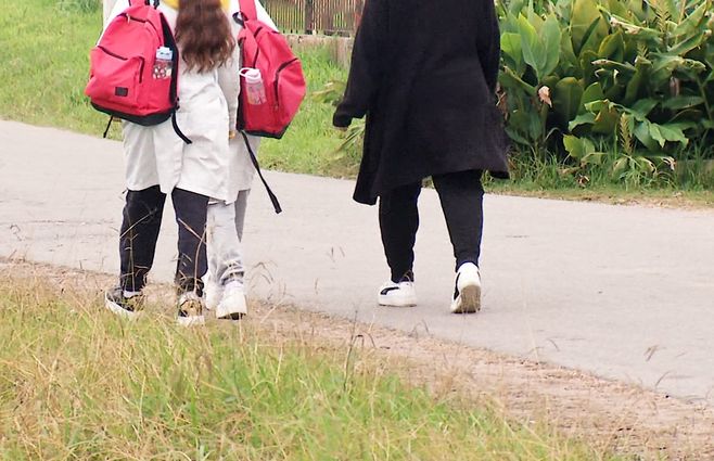 escolares-tunica-escuelas-alumnos-generica