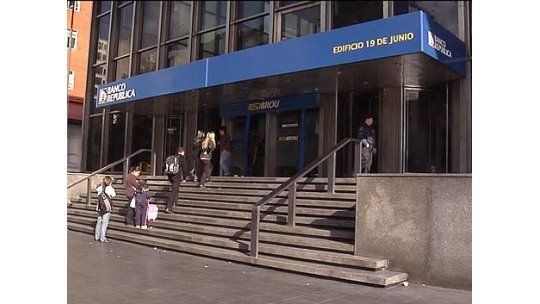 Si Aebu afecta cajeros, se podrá retirar en Abitab o Redpagos