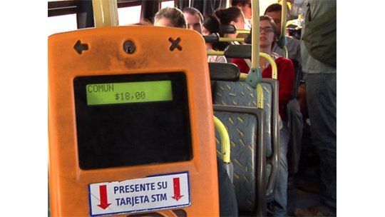 Mujeres utilizan más y mejor el servicio de ómnibus de Montevideo