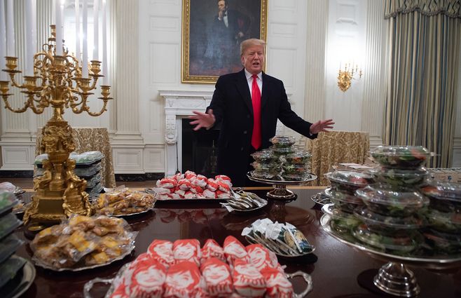 Donald-Trump-comida-chatarra.jpg