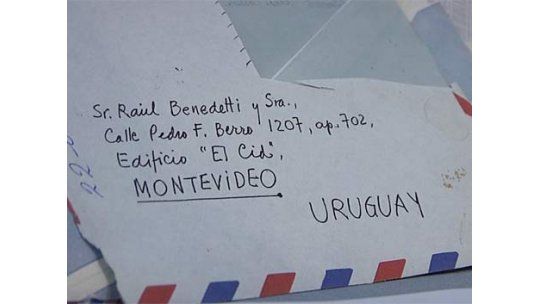 Cartas de Benedetti a su hermano se remataron por 45.000 dólares