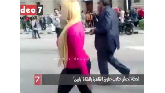 Alarma por video donde se acosa a estudiante en Egipto