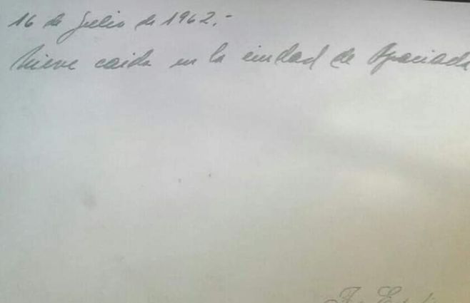 Foto cedida a Subrayado. Nieve en Agraciada (Colonia-Soriano), el 16 julio 1962. 