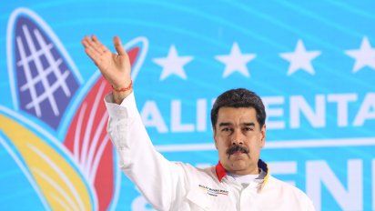 maduro celebra revueltas sociales en chile, ecuador y otros paises: secretos de super bigote