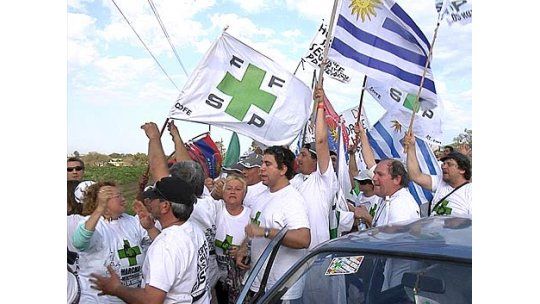 Salud pública: gremio afirma que faltan 2.000 enfermeros