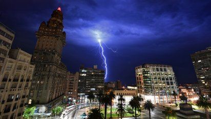 ahora hay advertencia amarilla por tormentas para 16 departamentos