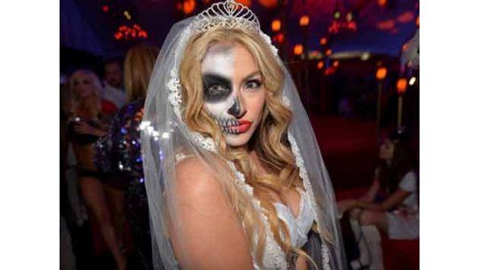halloween playboy 4