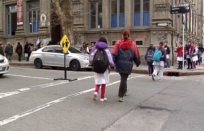ESCUELAS-VACACIONES-JULIO.jpg