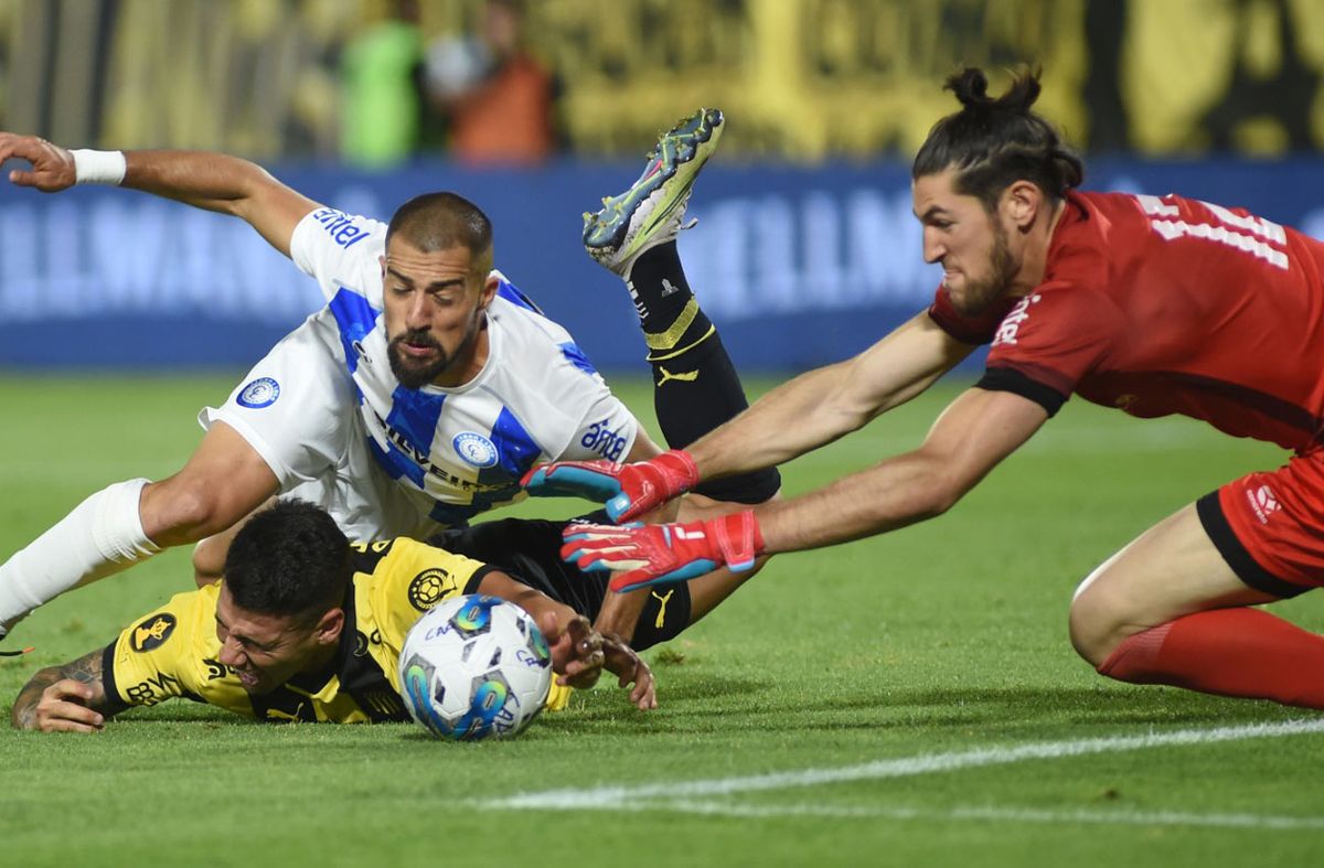 Televisión de Uruguay online: Hoy: Fútbol Uruguayo: Peñarol