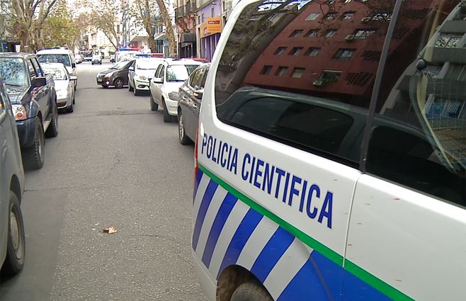 cientifica-policia-cordon.jpg
