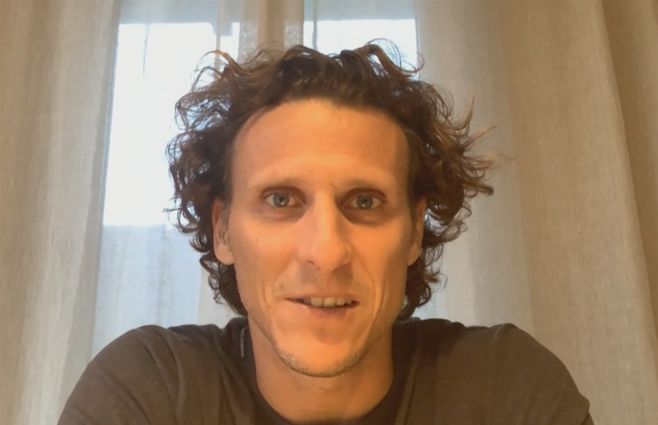 forlan-donacion-canastasuy.jpg