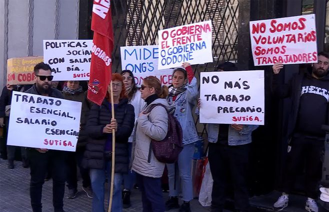 trabajadores-tercerizados-mides-reclamo-pago-salarios-mtss