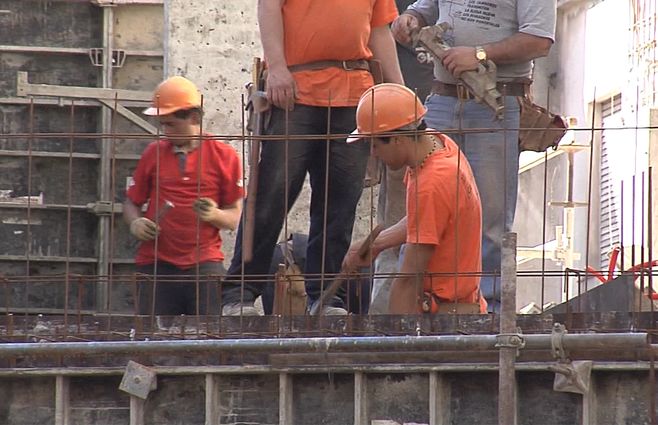 obra-construcción-proyecto-trabajadores.jpg