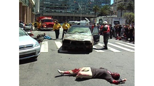 Simulacro de accidente para concientizar a la población