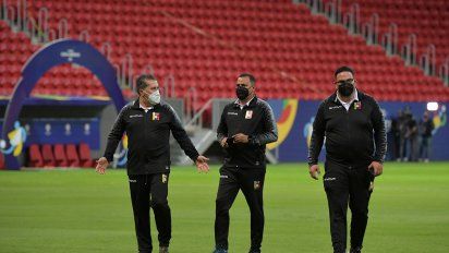 este domingo comienza la copa america con brotes de covid-19