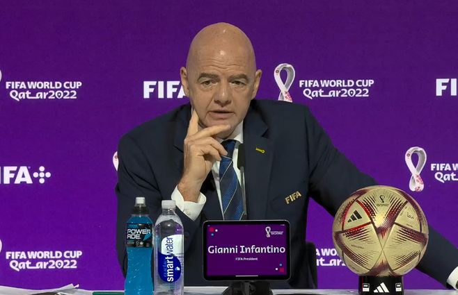 Infantino-FIFA-conferencia-Qatar-diciembre-16.jpg