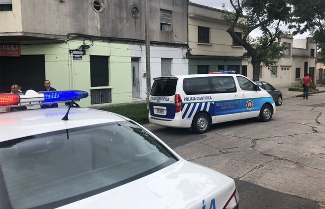 Foto: Diego Píriz (periodista de Subrayado) en el lugar.