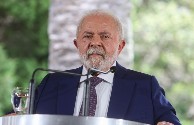 Lula durante su discurso en Suárez y Reyes. Foto: Gastón Britos / Foco UY