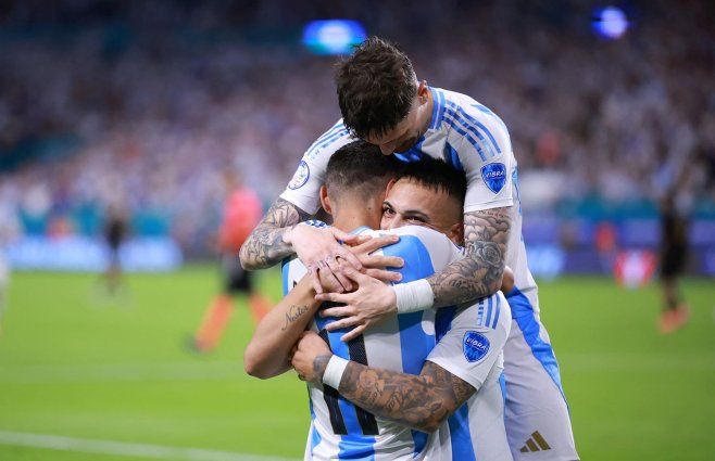 Foto: AFP. Argentina le ganó a Perú este sábado por Copa América.