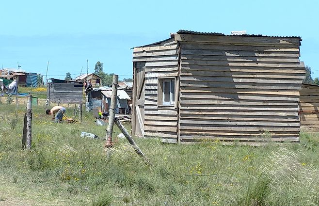 Fiscalía imputó a 12 personas por usurpación y hurto de energía en Santa Catalina