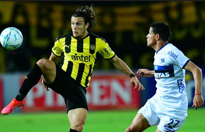 Canobbio le puso vértigo y desborde a Peñarol. Fue de lo mejor del partido