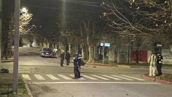 Canelones: joven en moto evadió un control policial, fue perseguido, chocó con un auto y falleció Canelones: joven en moto evadió un control policial, fue perseguido, chocó con un auto y falleció