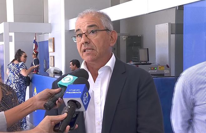 fernando-echeverria-intendente-flores-jornales-solidarios-2023.jpg