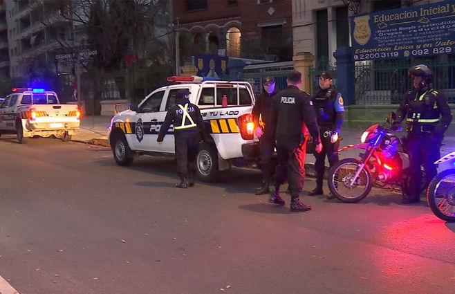policia-control-transito-montevideo
