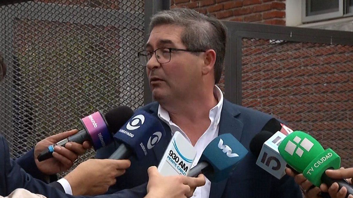 ASSE hará denuncia penal contra el directorio anterior, que acusa un 