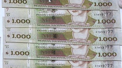 uruguay busca emitir nuevo bono en pesos para inversores internacionales