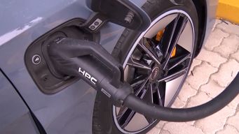Pagarán Imesi los vehículos eléctricos con un precio aproximado de venta al público por encima de 30.000 dólares Pagarán Imesi los vehículos eléctricos con un precio aproximado de venta al público por encima de 30.000 dólares