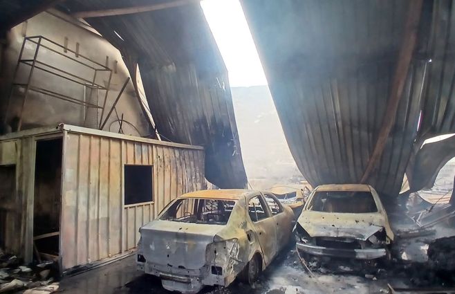 Incendio en depósito de Belloni y Matilde Pacheco. Foto: Bomberos.