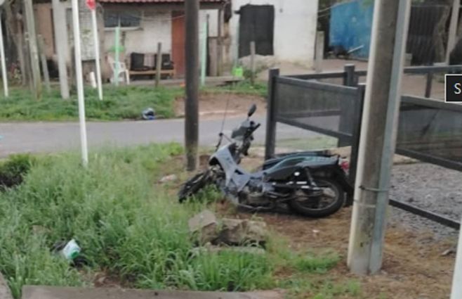 Investigan las causas de la muerte de un motociclista que cayó en la vía pública, en Trinidad