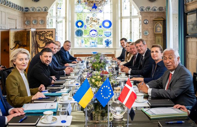 Zelenski con líderes europeos. Foto: AFP